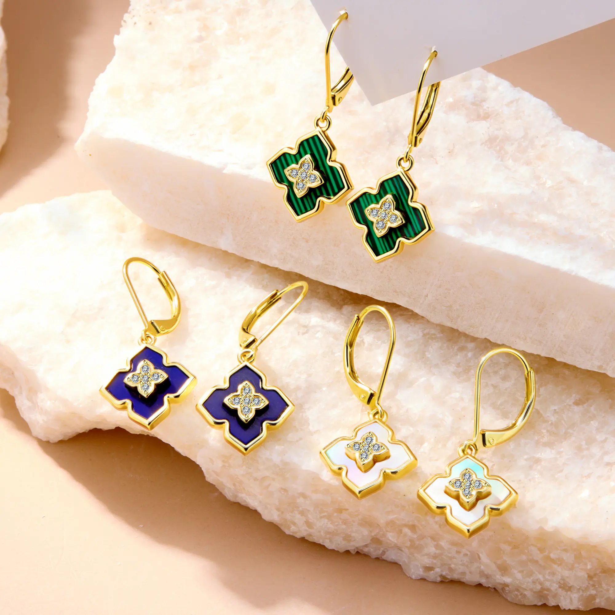 ALEXCRAFT Fashion Four-Leaf Clover Earrings, Diamond-Encrusted Earrings for Women, Four-Leaf Drop Lucky Earrings, Good Luck Charm Jewelry, Manifestation Crystal Gift, Delicate Statement Earrings, Women's Accessories summerwins