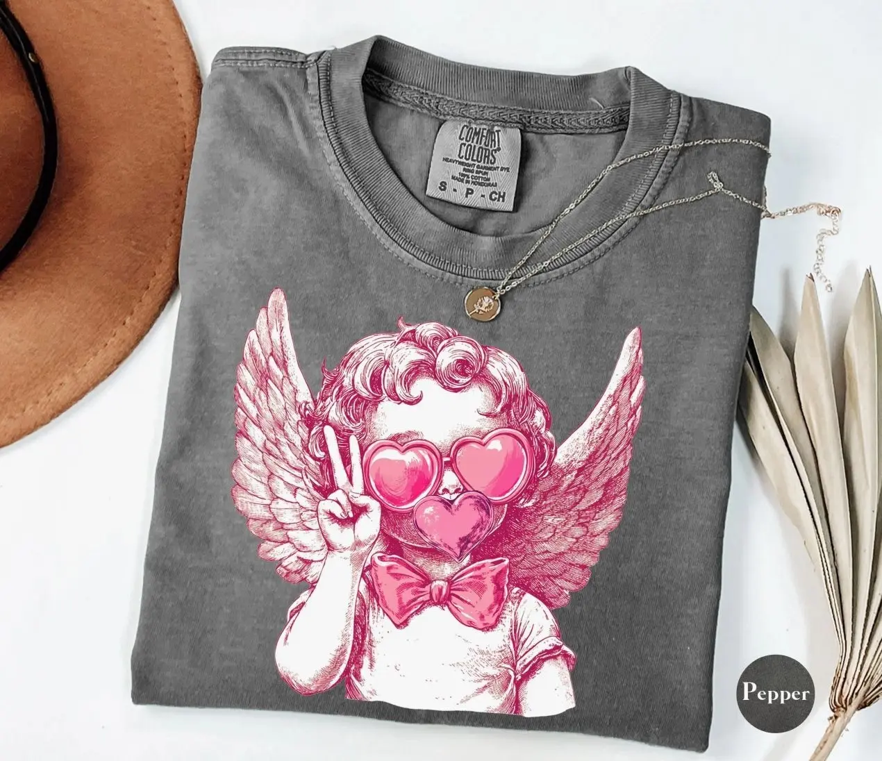 Comfort Colors Vintage Cupid Valentine's Day T-Shirt, Bootleg Valentine Retro Angel Shirt, Cherub Graphic Tee, Cute Coquette Aesthetic Heart Top, Trendy Valentine Day Outfit, Romantic Cherub Season Apparel, Holiday Gift for Women & Men