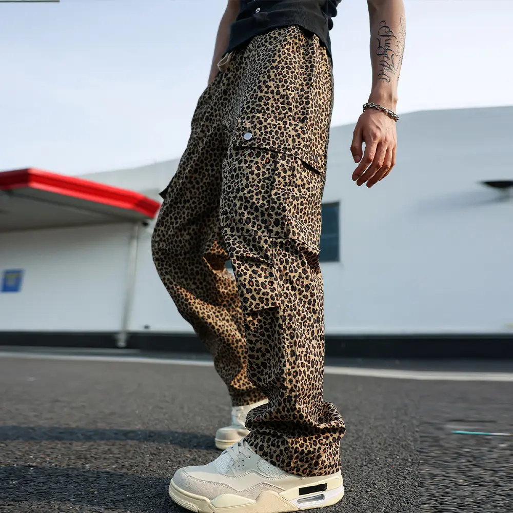 Men’s American street-style leopard print cargo pants, loose floor-length wide-leg casual pants with drawstring, streetwear brand long pants