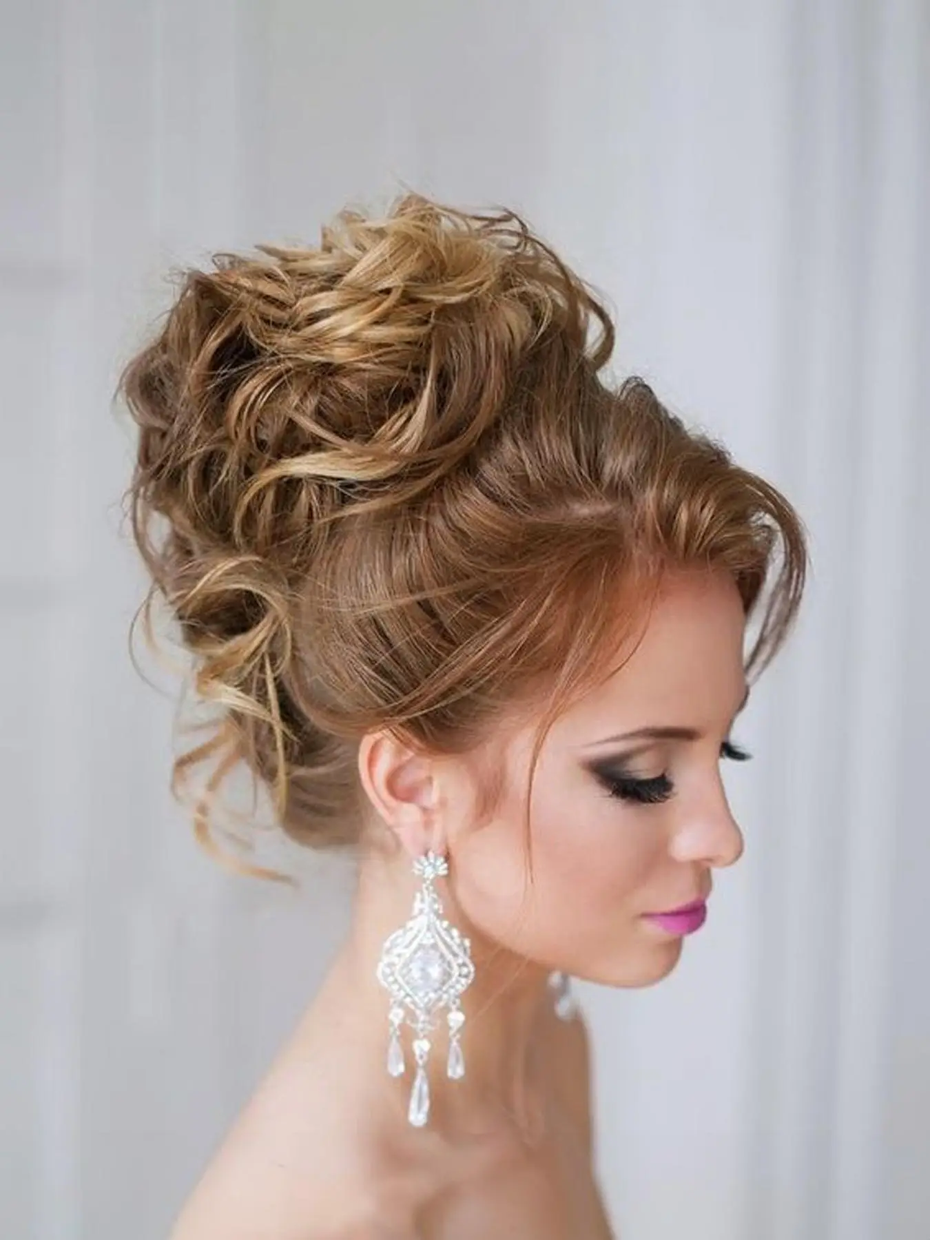 Women's 10 Inch Messy Hair Bun Scrunchies, 2024 New Stylish Synthetic Wavy Chignon Ponytail Hair Extensions, To Create A Messy and Fluffy Look