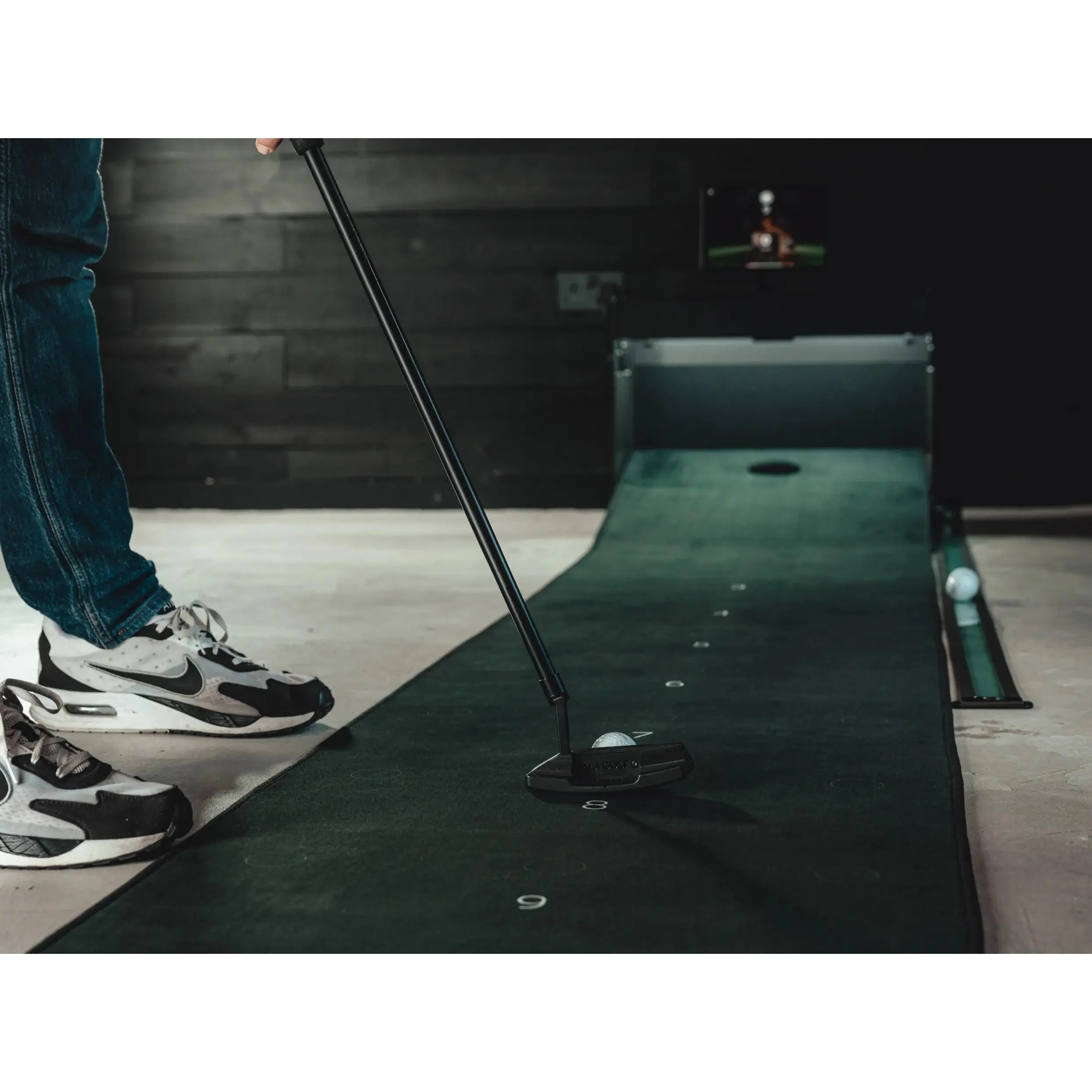PUTTR Smart Putting Green