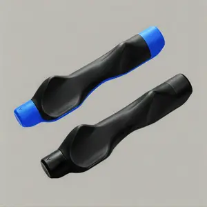 Golf Grip Corrector & Right-Hand Swing Trainer for Proper Hand Position Muscle Memory & Swing Consistency Non-Slip Easy to Attach Fits Most Clubs Ideal Gift for Golfing Men & Dads