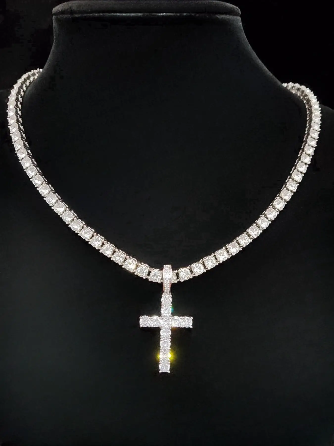 Artificial Zircon Inlaid Cross Pendant Necklace, Punk Style Necklace for Party, Daily Decor, Trendy All-match & Exquisite Hip Hop Jewelry for Birthday