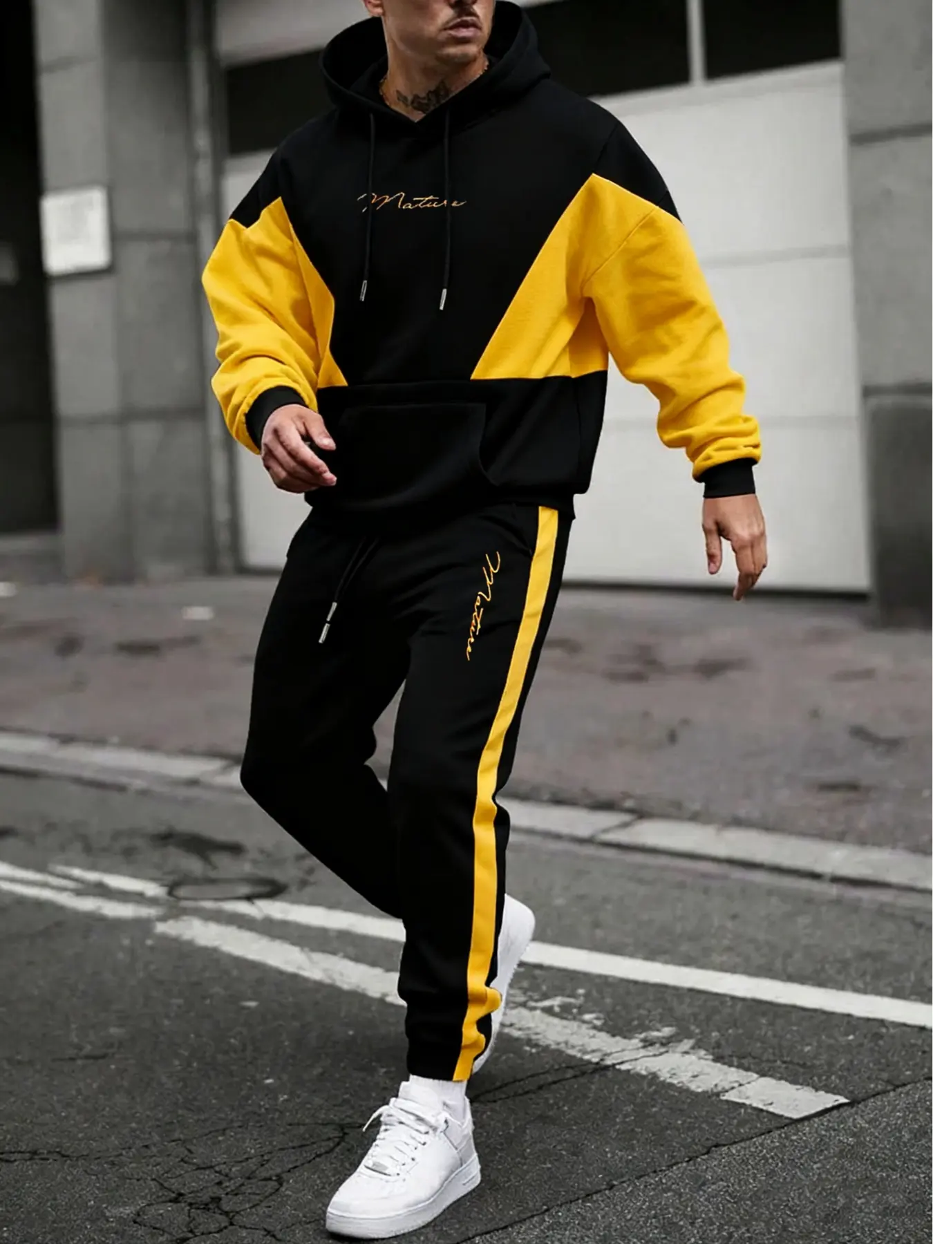 Men's Embroidered Letter Patchwork Set, Contrast Design with Hat Pocket Sweatshirt and Drawstring Pants, Outdoor Casual Sports Wear, Streetwear Tracksuit Set