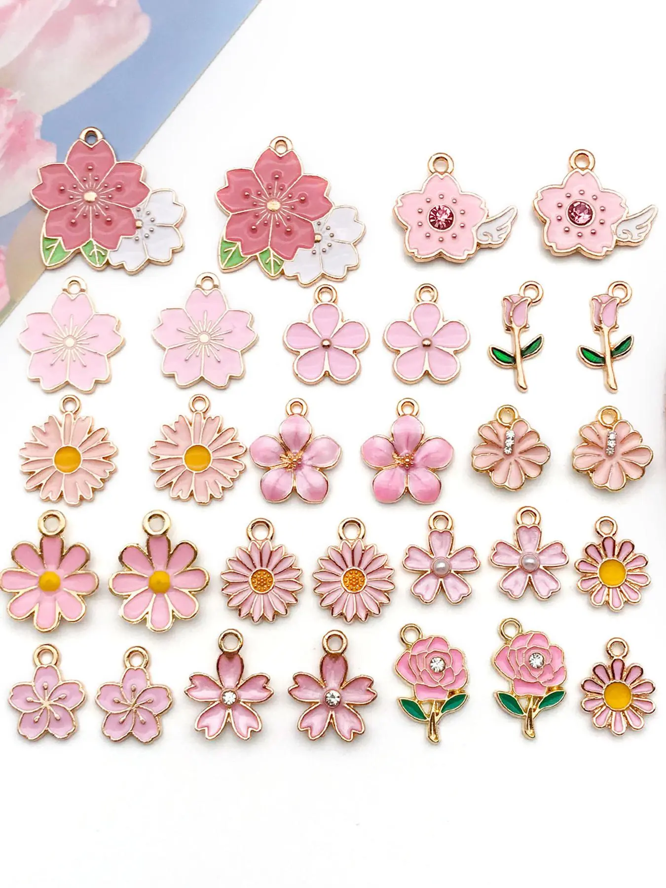 Flower Design Charms, Cute DIY Pendant for Necklace & Bracelet & Earrings Making, Fashion Accessories for Women & Girls, DIY Jewelry Accessories