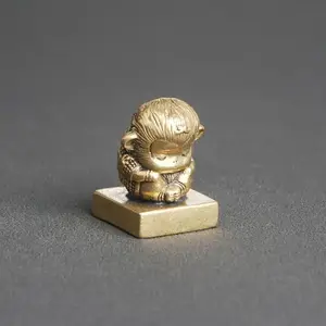 Brass Monkey Sculpture, Creative Copper Art Craft, Vintage Style Desktop Decor, Desktop Figurine, Unique Gift Idea, Handmade Brass Statue, Home Decor Ornament