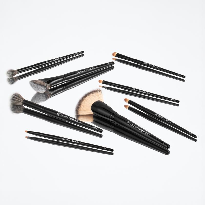 BK Beauty X Nikki La Rose N20S Ultimate Diffuser Brush (Small)