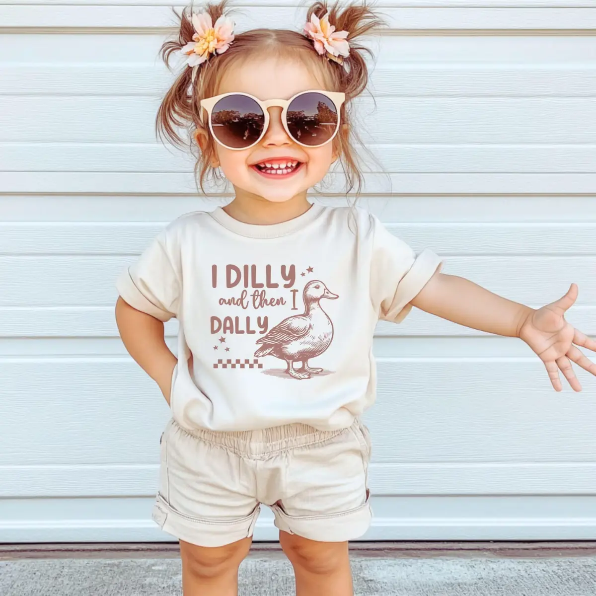 I Dilly And Then I Dally Kids Shirt, Retro Duck Youth T-Shirt, Funny Animal Meme Toddler Tee, Cute Vintage Style Dilly Dally Shirt