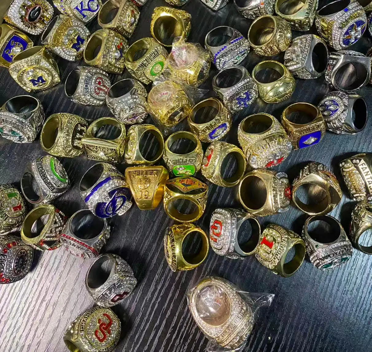 Alloy rings, a choice for various festival gifts.