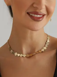 French Romantic Heart Round Piece Choker Necklace for Women, High-End Minimalist Design, Elegant Lockbone Chain Jewelry