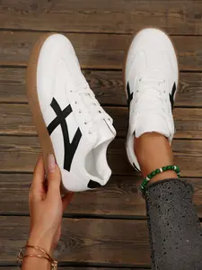 2026 Summer New Colorblock Retro Trainer Shoes, Low Top Casual Board Sneakers, Breathable All-Season Daily Commute Shoes