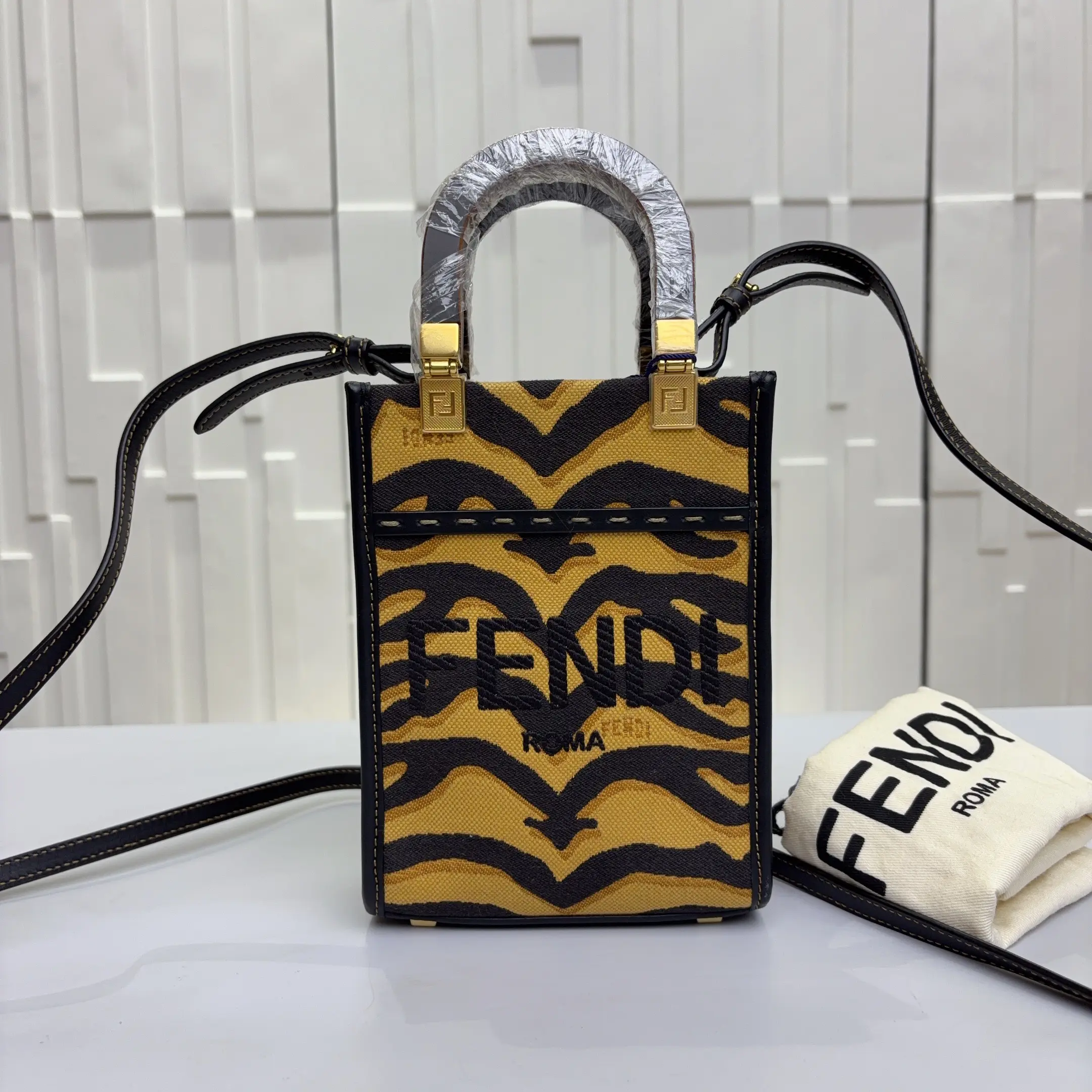 fendi sunshine medium - TikTok Shop