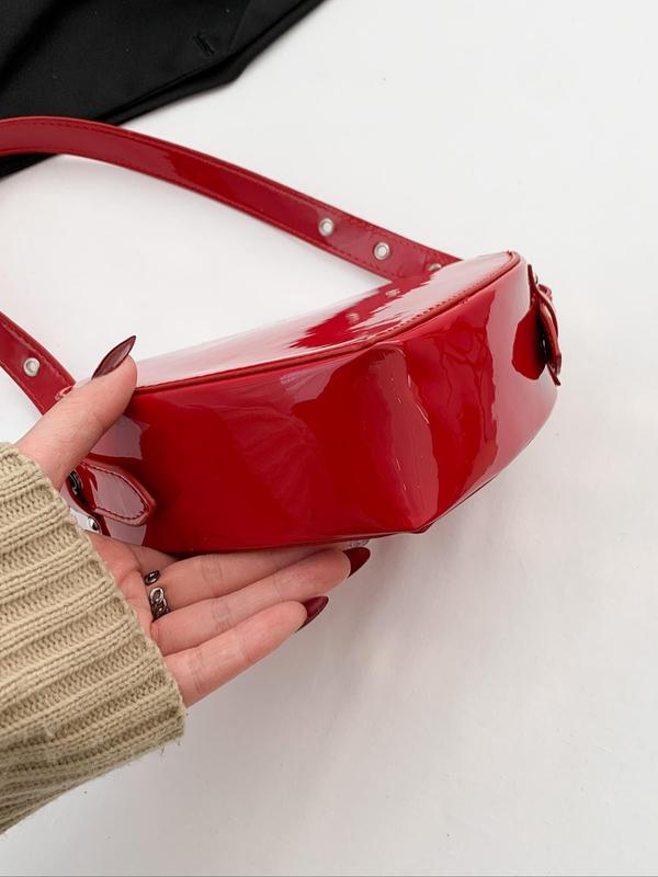 Fashionable  simple casual exquisite and versatile shoulder bag, niche design  heart-shaped creative modeling shoulder bag, Valentine's Day gift handbag, classic and versatile personality, shopping and dating, etc.