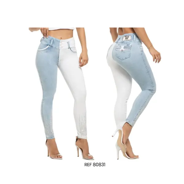 Premium Colombian jeans with elegant sparkles, high-waisted with 3 buttons and pockets, push-up effect that enhances the buttocks, fitted cut with an elegant rhinestone design that accentuates curves. Beautiful jeans