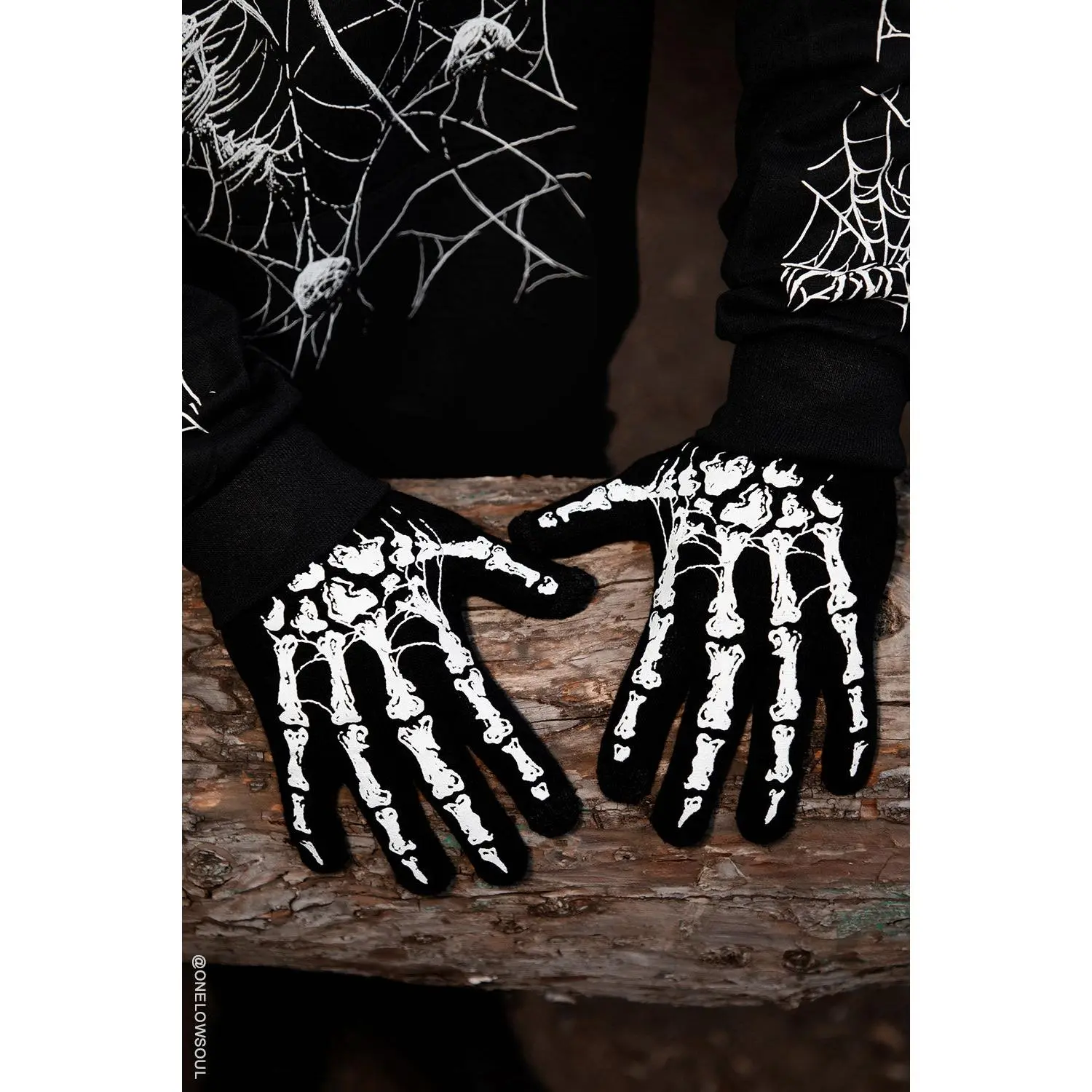 Dead Inside Skeleton Gloves [Full Finger]
