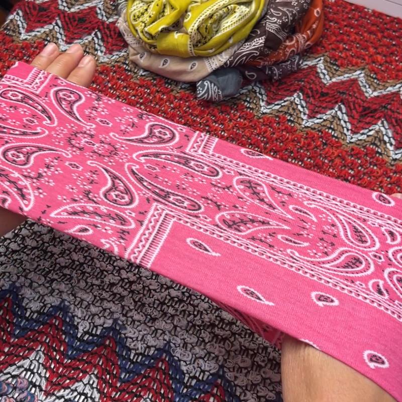 Boho Bandana Style Headband | Wide Paisley Hairband for Curly Hair, Busy Mornings, Gym, Travel & Everyday Wear | Soft, Breathable & Stylish | Latina Favorite