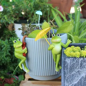 Creative Outdoor Garden Decorative Frog Hanging Ornaments, Resin Craft Art, Fun Umbrella-Carrying Frogs, Set of 2, Garden Accessories