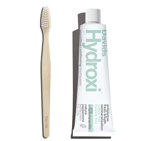 Davids Sensitive + Whitening Starter Kit - Nano Hydroxyapatite Toothpaste - Fluoride-Free Hydroxi Formula, SLS free, EWG Verified, Natural Whitening, & BPA Free, soft bristled Bamboo Toothbrush, Exclusive Oral Care Bundle, Peppermint, 4oz