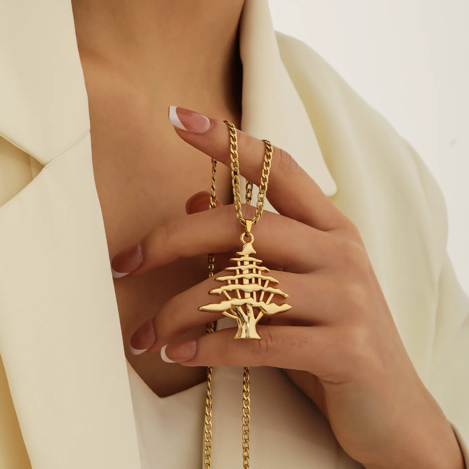 Lebanon Necklace Gold Islamic Jewelry Original Life Tree Pine Tree Medal Personalized 18K Gold Plated Family Tree Gift For Her