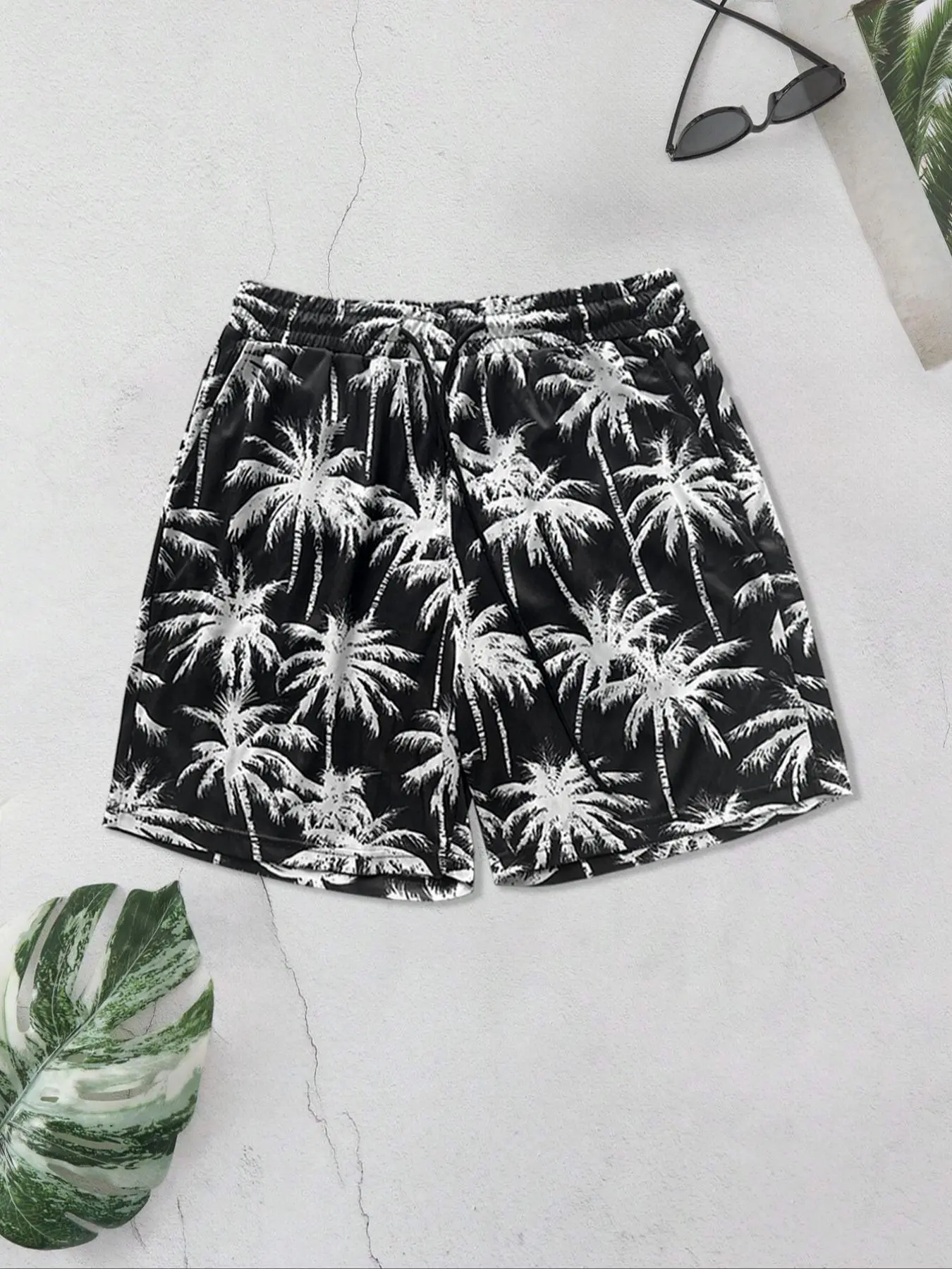 Men's All Over Print Drawstring Waist Shorts, Casual Comfy Beach Shorts for Summer, Men's Bottoms for Daily Wear, Hawaiian Shorts, Lightweight Printed Shorts, Drawstrings Shorts
