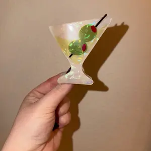 Dirty Martini Hair Claw