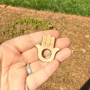 Hamsa Small Wooden Crystal Sphere Holder