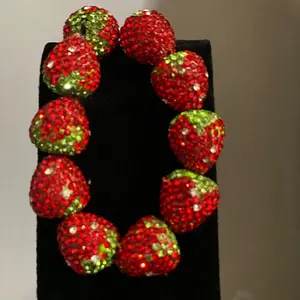 Strawberry bracelet stretch