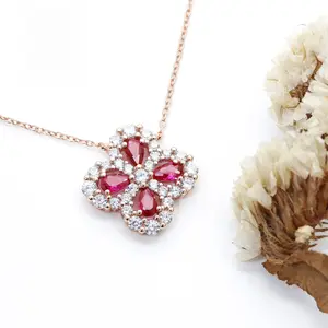 Luxurious and Exquisite S925 Silver Happy Four-Leaf Clover Rose Gold Cultured Ruby Necklace for Women, Vintage and Artistic for Daily Wear