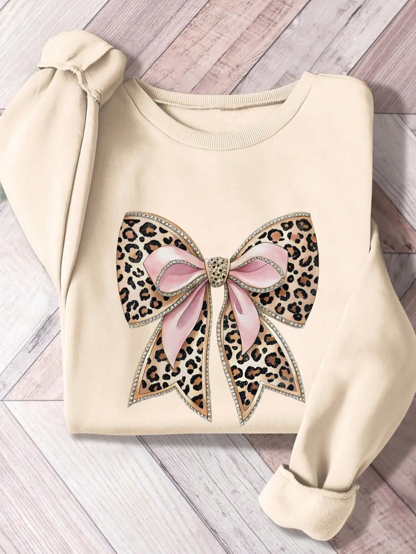 Leopard Print Bowknot Women's Knit Pullover Long Sleeve Sweatshirt, New Fall Winter Geometric Streetwear, Casual Loose Fit Fleece Hoodie