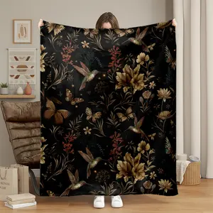 1pc Vintage Hummingbird Butterfly Floral Pattern Flannel Cozy Chic Blanket, Super Soft, Cozy, Lightweight, No Shedding Throw Blanket for Sofa, Bed, Office, Camping, Travel, Home Decor, All Season Gift fo