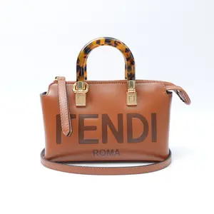 Pre-owned FENDI Leather Crossbody Bags By the way Mini Brown Crossbody Bag T10379109