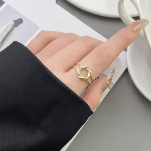 Finger Ring With Flowergolden ColorOnly Self-pickup Is Supported And The Displayed Prices Are All Self-pickup Prices