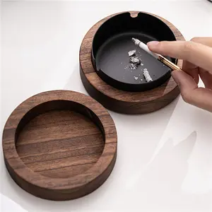 Portable Classic Style Ashtray Storage Box, Home Decor Accessory, Convenient Travel Size, Ideal for Living Room & Office Use