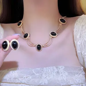 Ellipse Geometric Pendant Necklace Vintage Inspired Jewelry Set Dainty Minimalist French Retro Design