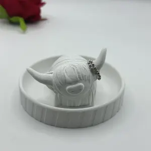 Cute Highland Cow Ring Holder with Round Dish, Farmhouse Style Jewelry Storage Tray, Eco-Friendly PLA Bioplastic Desktop Organizer Home Decor