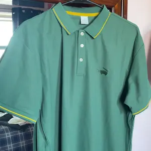 Men's Regular Fit Letter Print Contrast Trim Polo Shirt, Casual Short Sleeve Half Zip Top for Summer, Fashion Men's Clothes for Daily Wear, Tropical