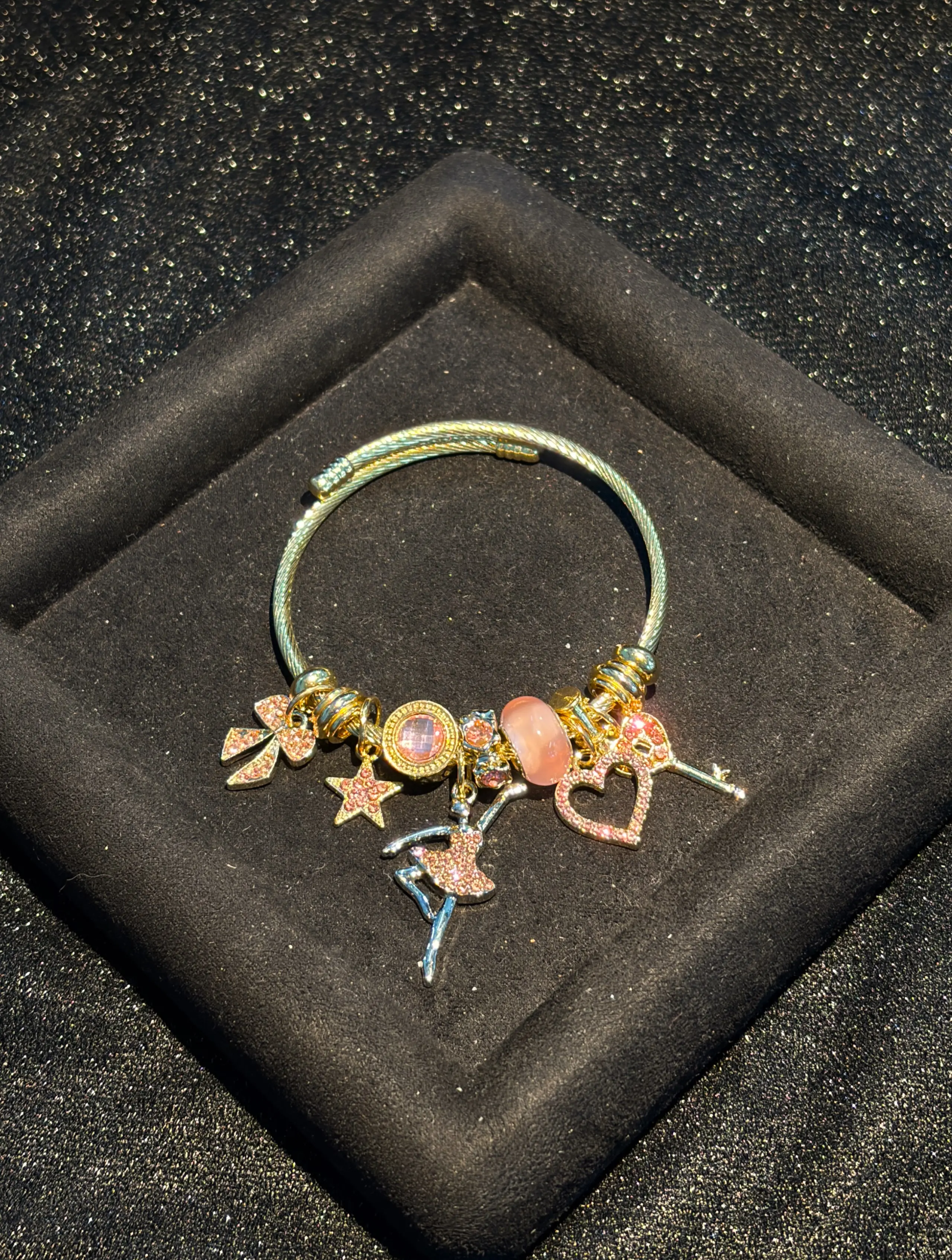 Gold Tone Transparent Pink Bead Open Bangle for Women, Snake Chain Bracelet with Heart Key Star Rhinestone Charms, Stackable Sparkly Fashion Hand Jewelry, Elegant Accessory & Gift for Her