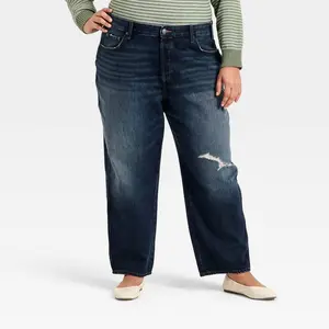 Women's Mid-Rise Boyfriend Jeans - Universal Thread Dark Blue 28