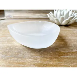 Selenite Dew Drop Bowl
