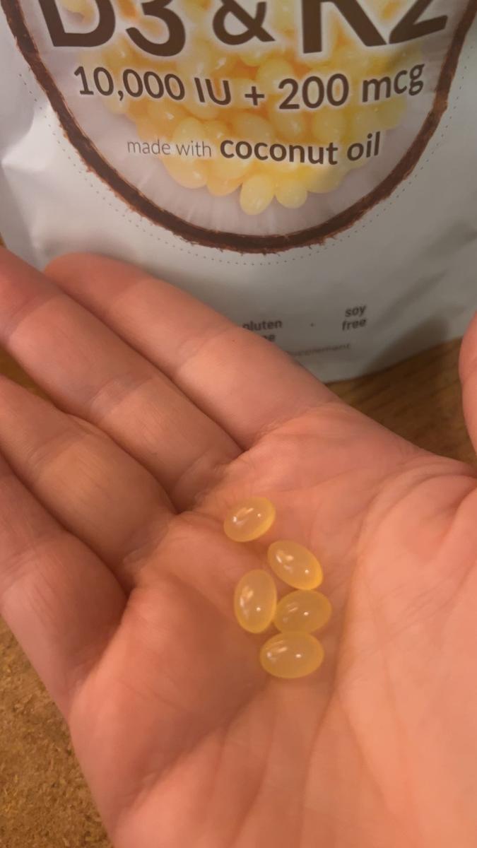 Item: 10000IU-300 Softgels