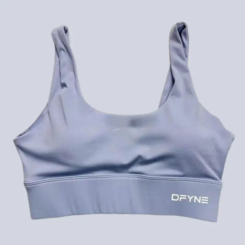 Dfyne Seamless Sports Bra - Scoop Neck, Low V-Back Yoga Crop Tank Top with Removable Pads, Medium Support Gym Bralette