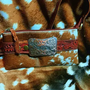 Small buckle shoulder bag