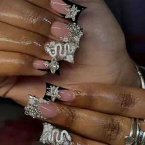 24pcs Long ducknail black French Tip Press On Nails 3D alloy cross, snake-shaped decoration with rhinestone design Fit Perfectly