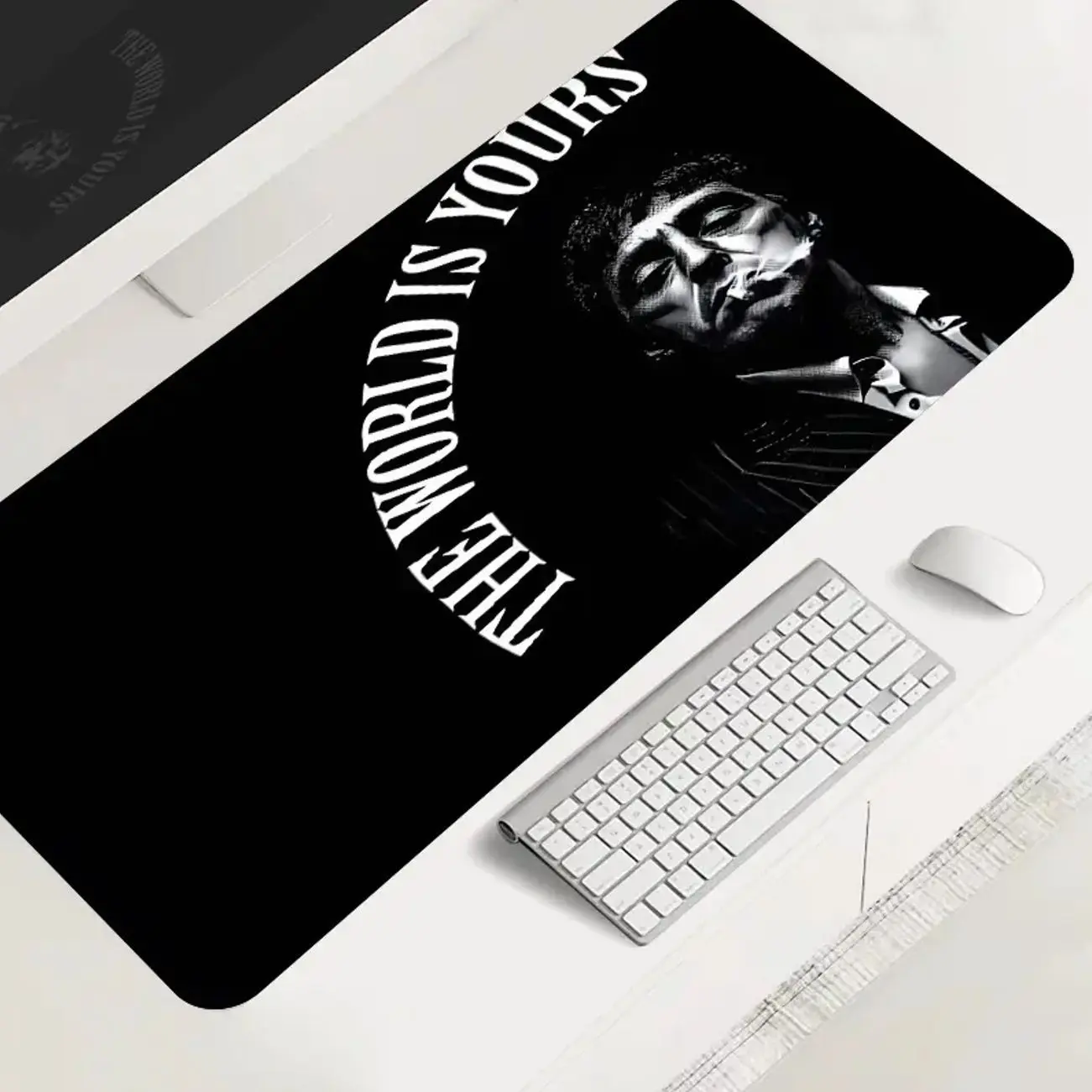 Black and white large gaming mouse pad, desktop protection pad, Mousepad Gaming, Desktop Accessory, Non Slip Mousepad, anti-slip rubber lock edge high-definition printing, suitable for computers, laptops, offices, homes, as a gift for family and friends
