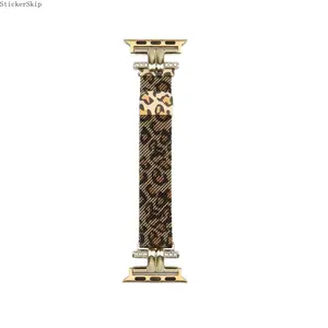 2026 New Light Luxury Gold Leopard Print Metal Wide Chain Apple Watch Band, Adjustable Fashion Replacement Strap Compatible with Series 3 to 11, 38mm–49mm Universal Fit, Elegant Durable Metal Wristband for Women Men Daily Dressy & Party Wear