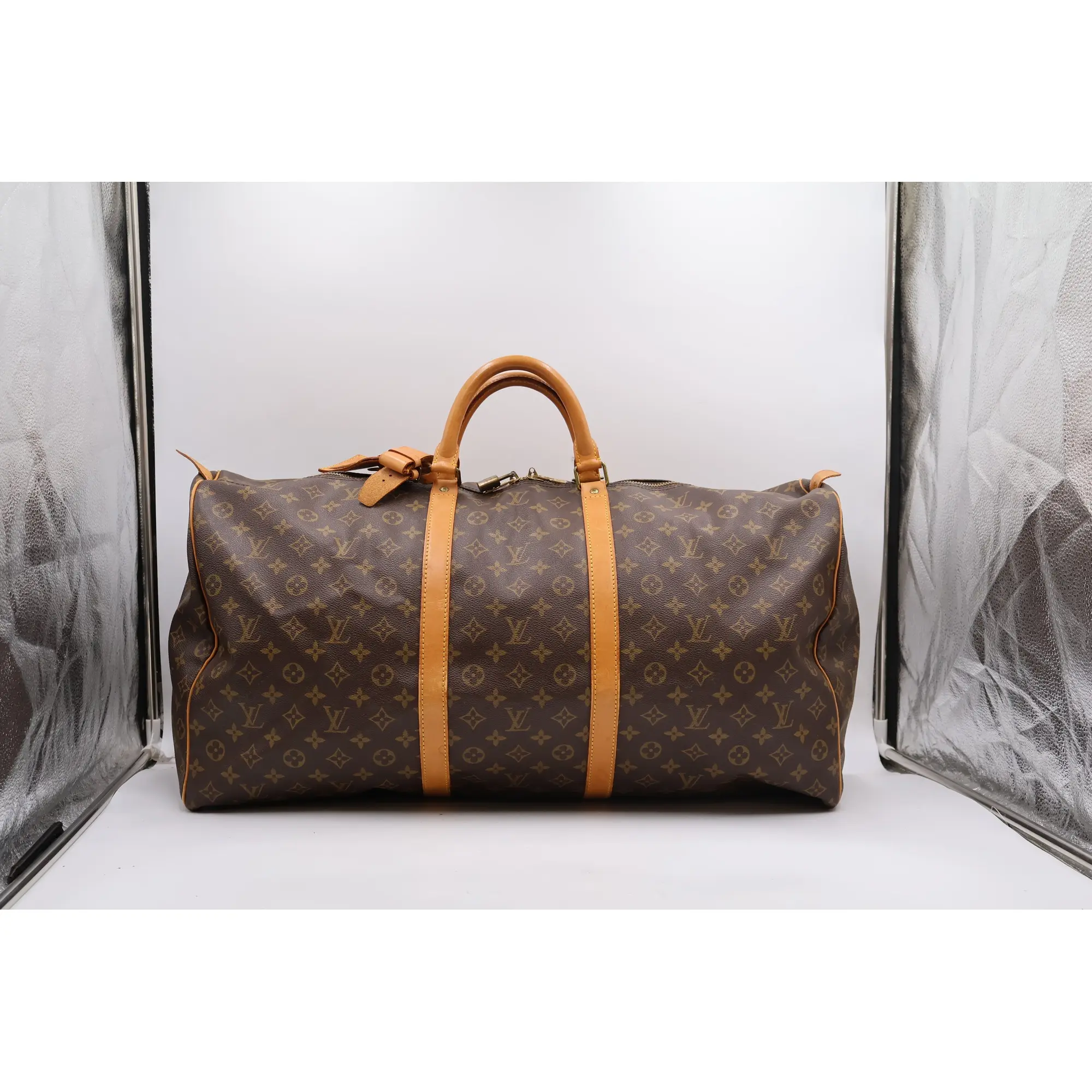 Pre-owned Louis Vuitton coated canvas luggage coated Monogram Canvas Keepall 60 Boston Bag(4900000226430)