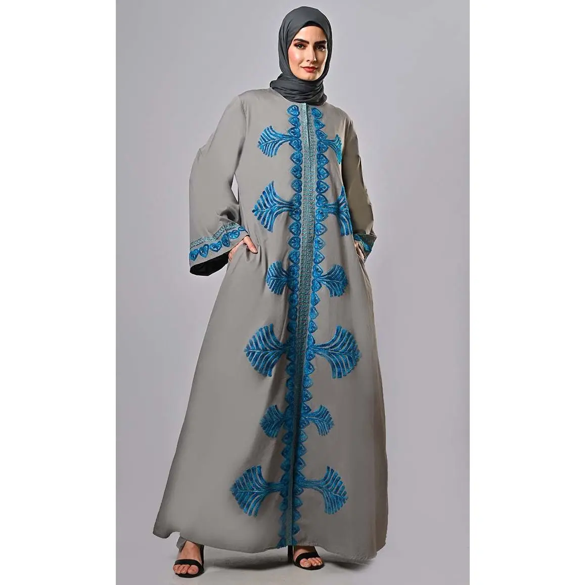 Designer Islamic Mughal Aari Work Detailing Abaya