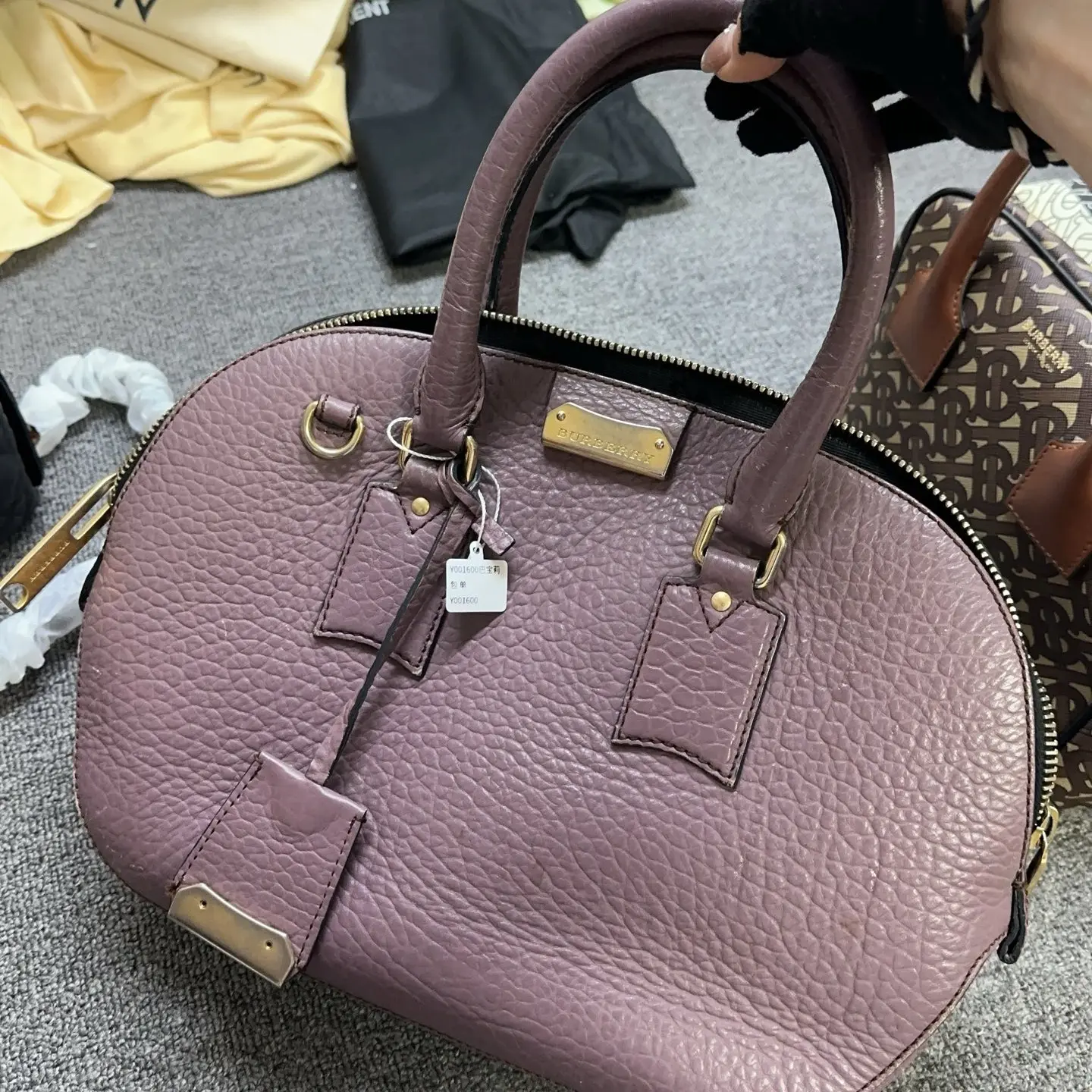 Pre-owned BURBERRY Mauve Pebbled Leather Dome Top Handle Satchel Bag 0801 raye22178397
