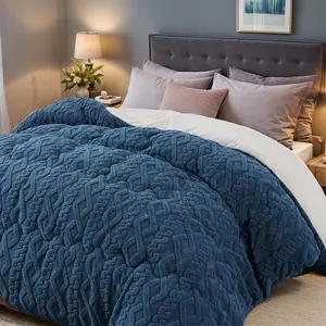 Super Soft Tower Hibiscus Autumn Winter Quilt Double Sided Anti Static Warm Breathable Machine Washable Easy Clean Home Hotel Bedding