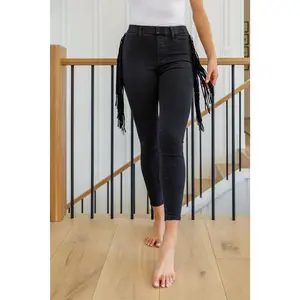 Hilary Side Fringe Skinny Jegging In Black
